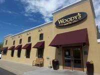 Woody's Grille from front